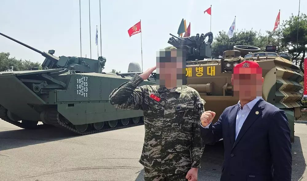 south-korean-marine-corps-new-assault-amphibious-vehicle-v0-g6jgu064lm1h1.jpg