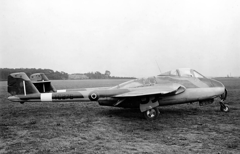 De Havilland Vampire F.2 3