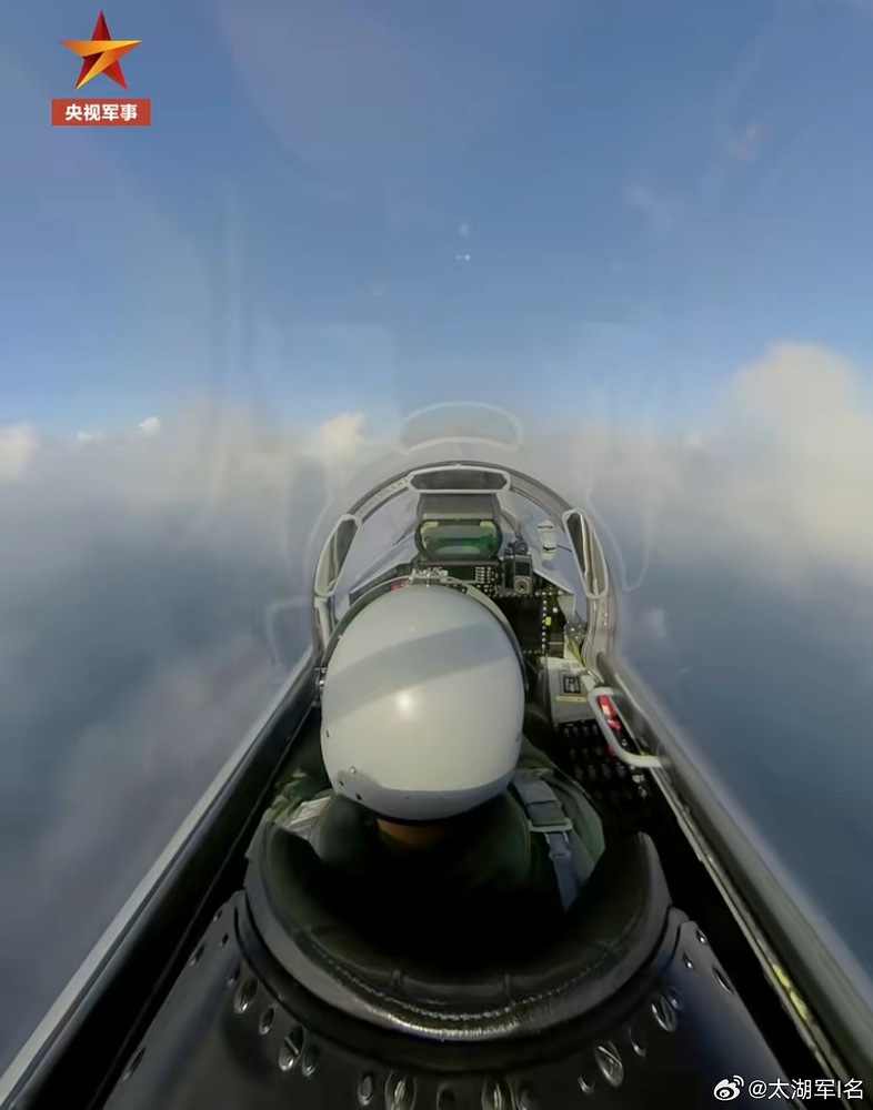 008ywq9xgy1i904gvu5l4j30yw18dwji