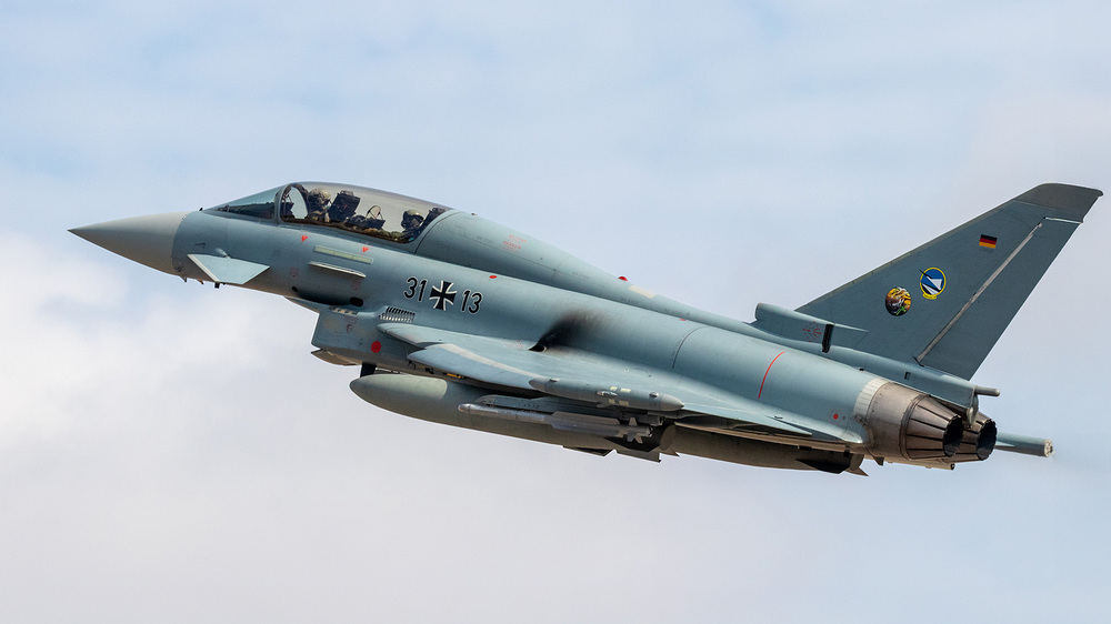 Eurofighter_STAR_Demonstrator-top