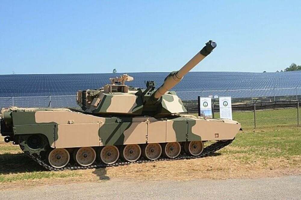 DZ33NJrX0AAf6wL-1200x800
