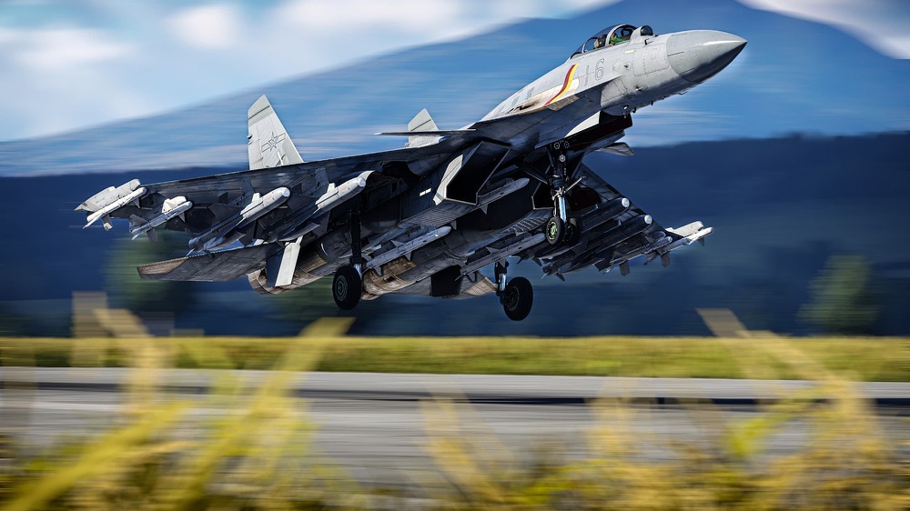 J-15T Takeoff edited