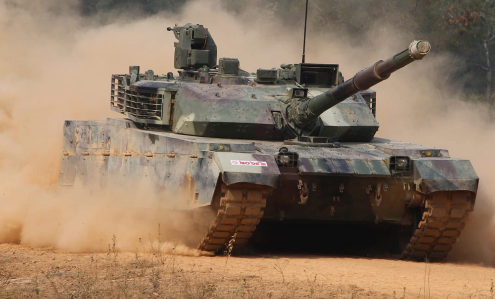 1280px-Thai_Army_VT4