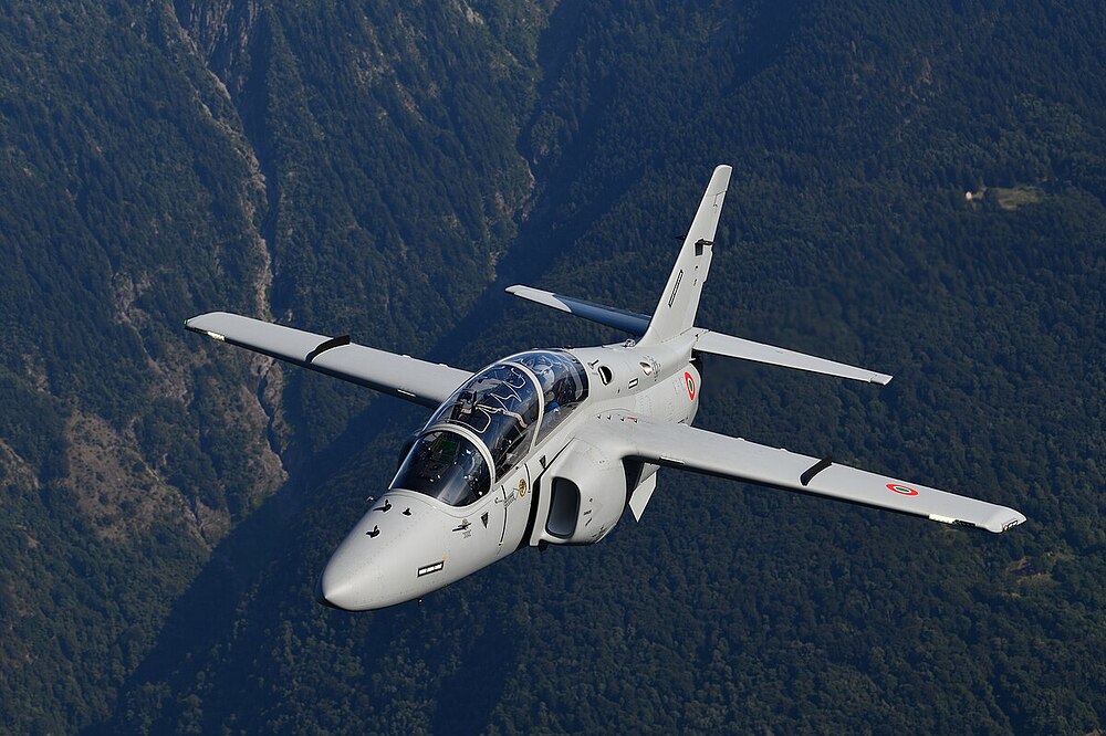 1200px-M-345