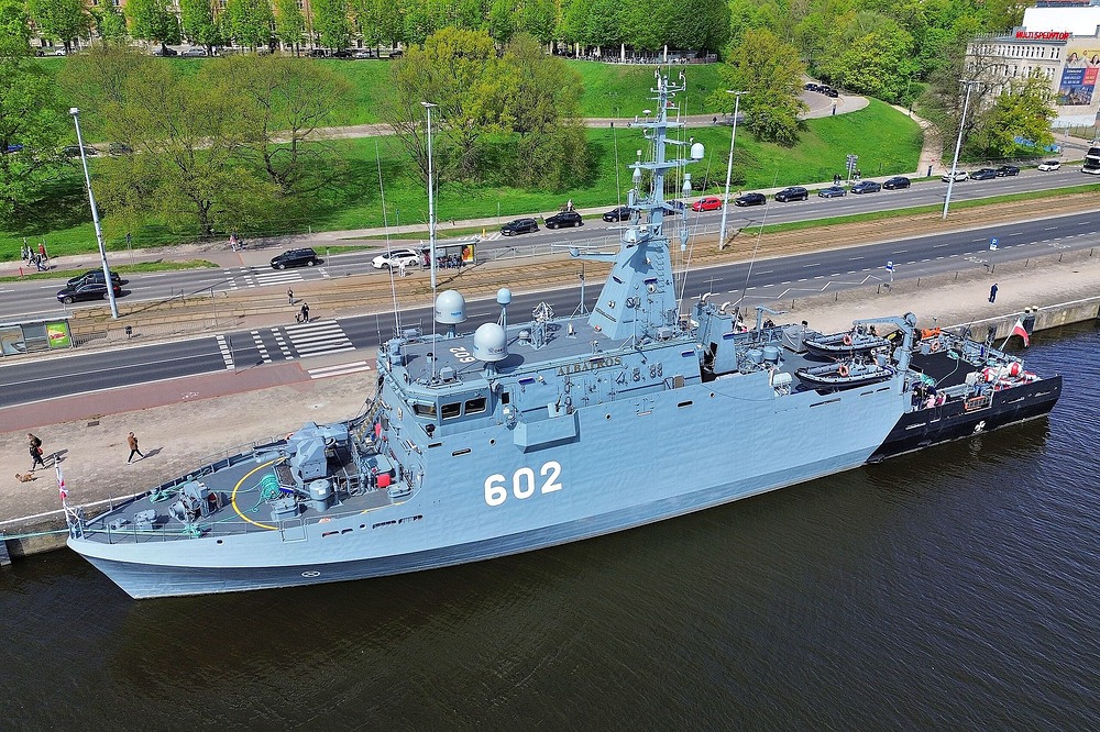 ORP_Albatros_(602)w_Szczecinie(1)