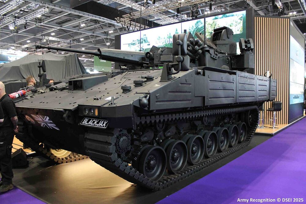 New_Ajax_Blackjax_demonstrator_shows_how_British-made_IFVs_could_adapt_to_the_rise_of_drone_warfare_925_001-75f79357