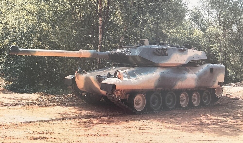 Vickers VFM5 (L7 105mm)