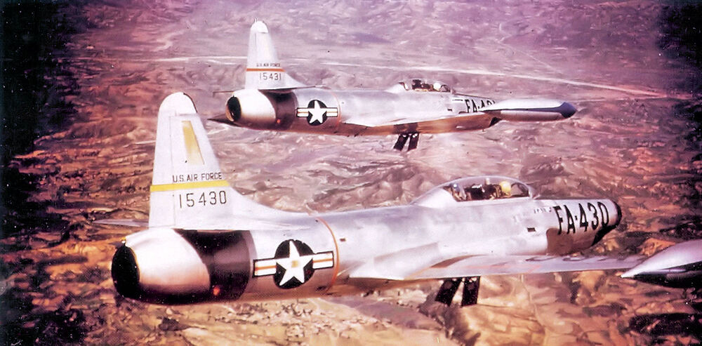 319th_Fighter-Interceptor_Squadron_Lockheed_F-94B-5-LO_51-5430_and_5431
