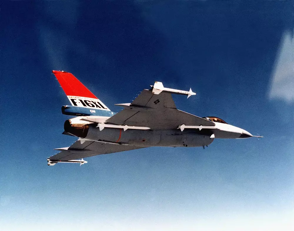 an-air-to-air-right-side-view-of-an-f-16xl-fighting-falcon-prototype-aircraft-911c68-1024