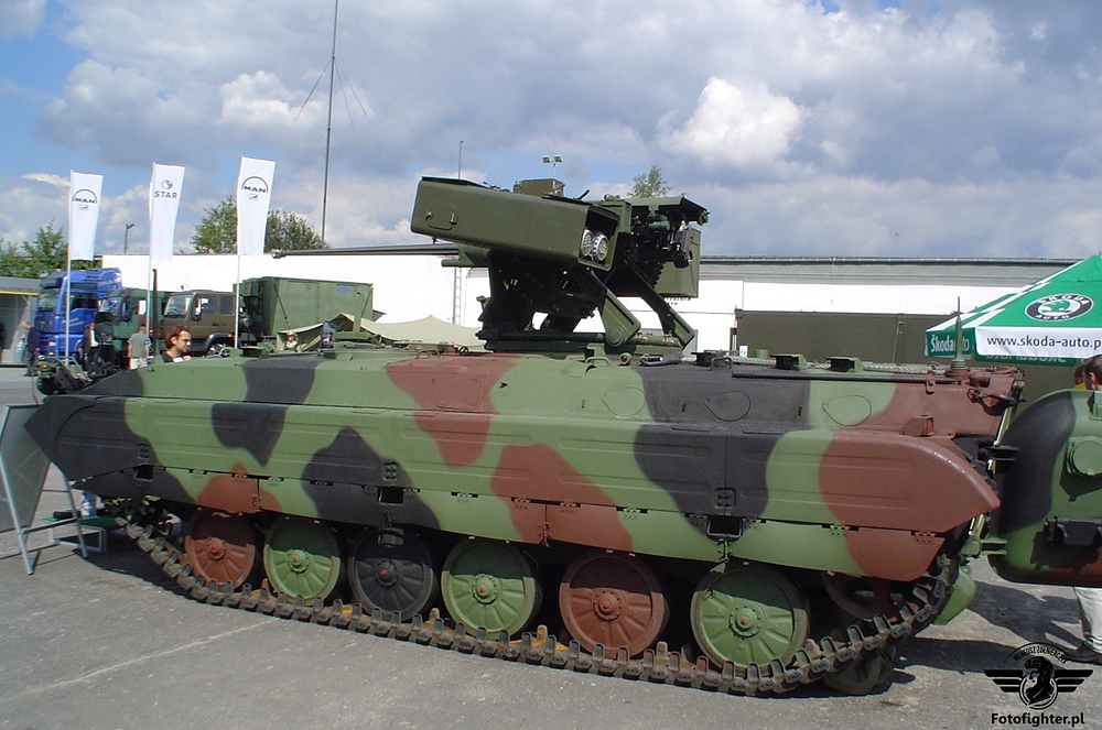 31.08-2.09.2004-MSPO-Kielce-27
