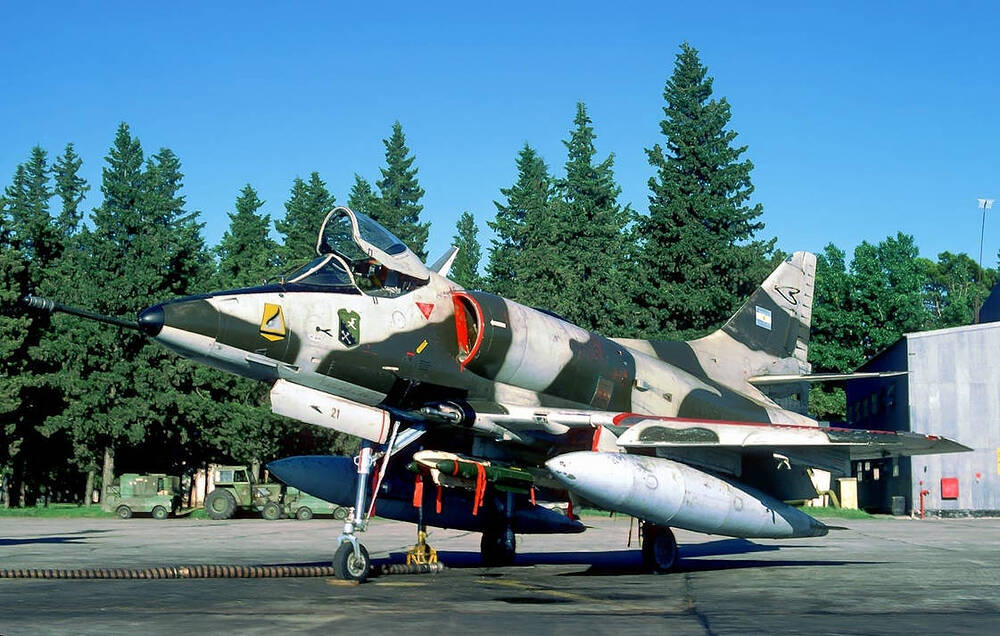 papam ar skyhawk