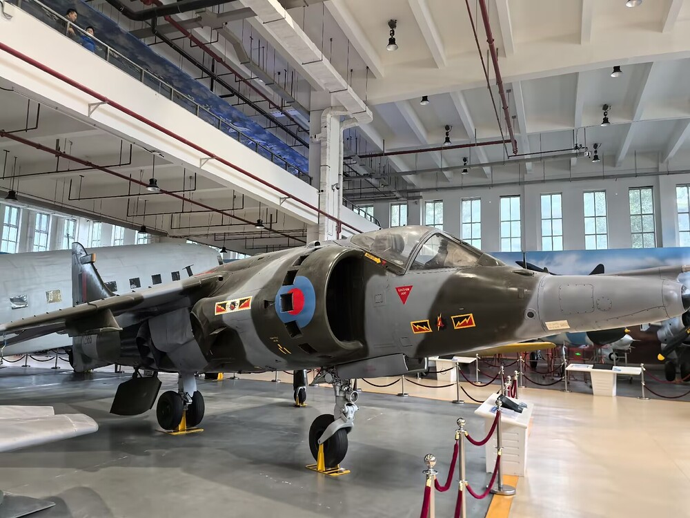 1e70a067cc8d49a203c8232f15428148