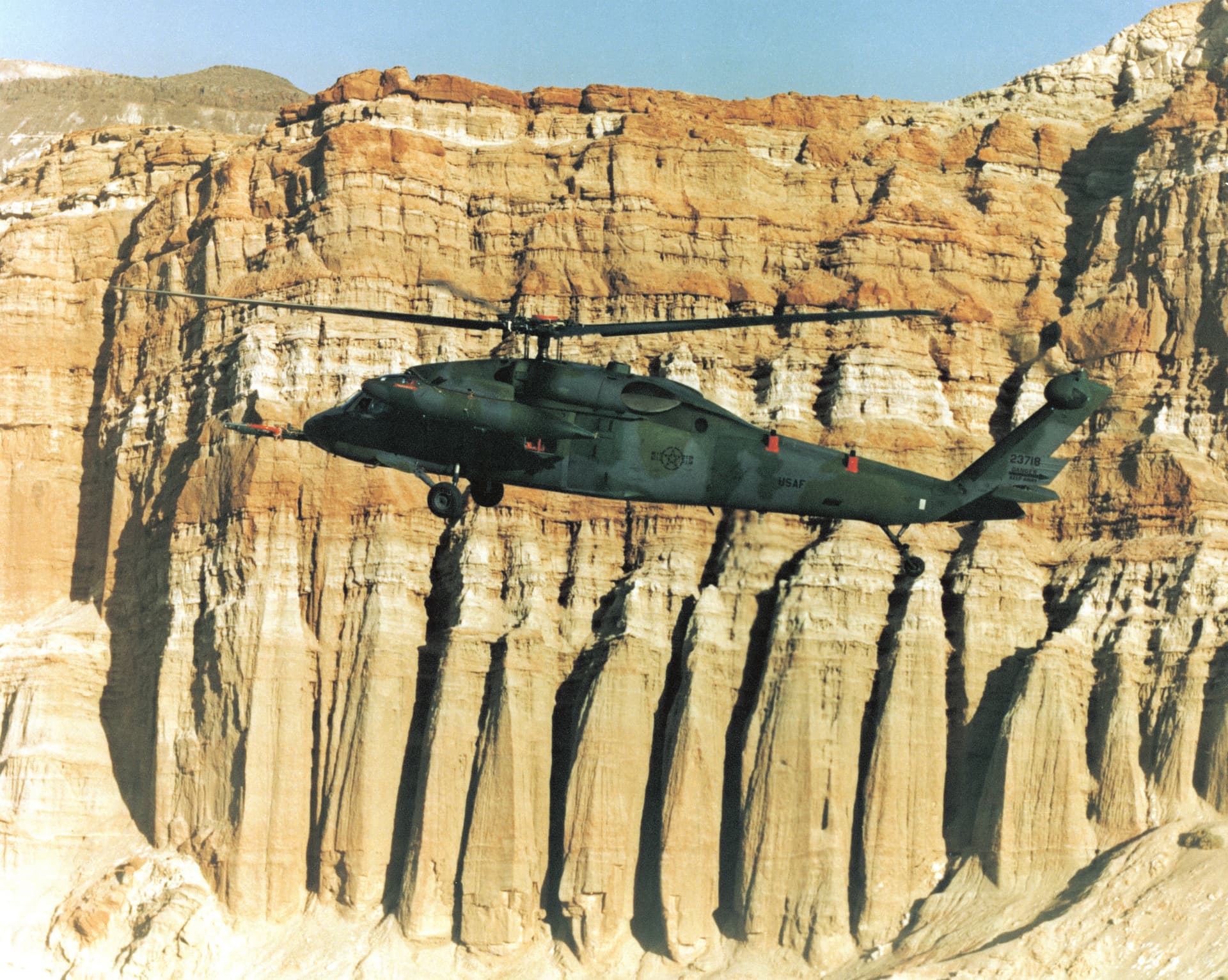 Nighthawk Programme AH-60 Battle Hawk can apparently now detect pantsir tracking radar ...
