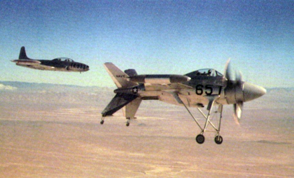 Lockheed_XFV-1_in_flight_with_T-33_c1954