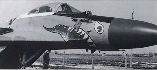 soviet-mig-29-aggressor-aircraft-v0-2jpomoh51flh1