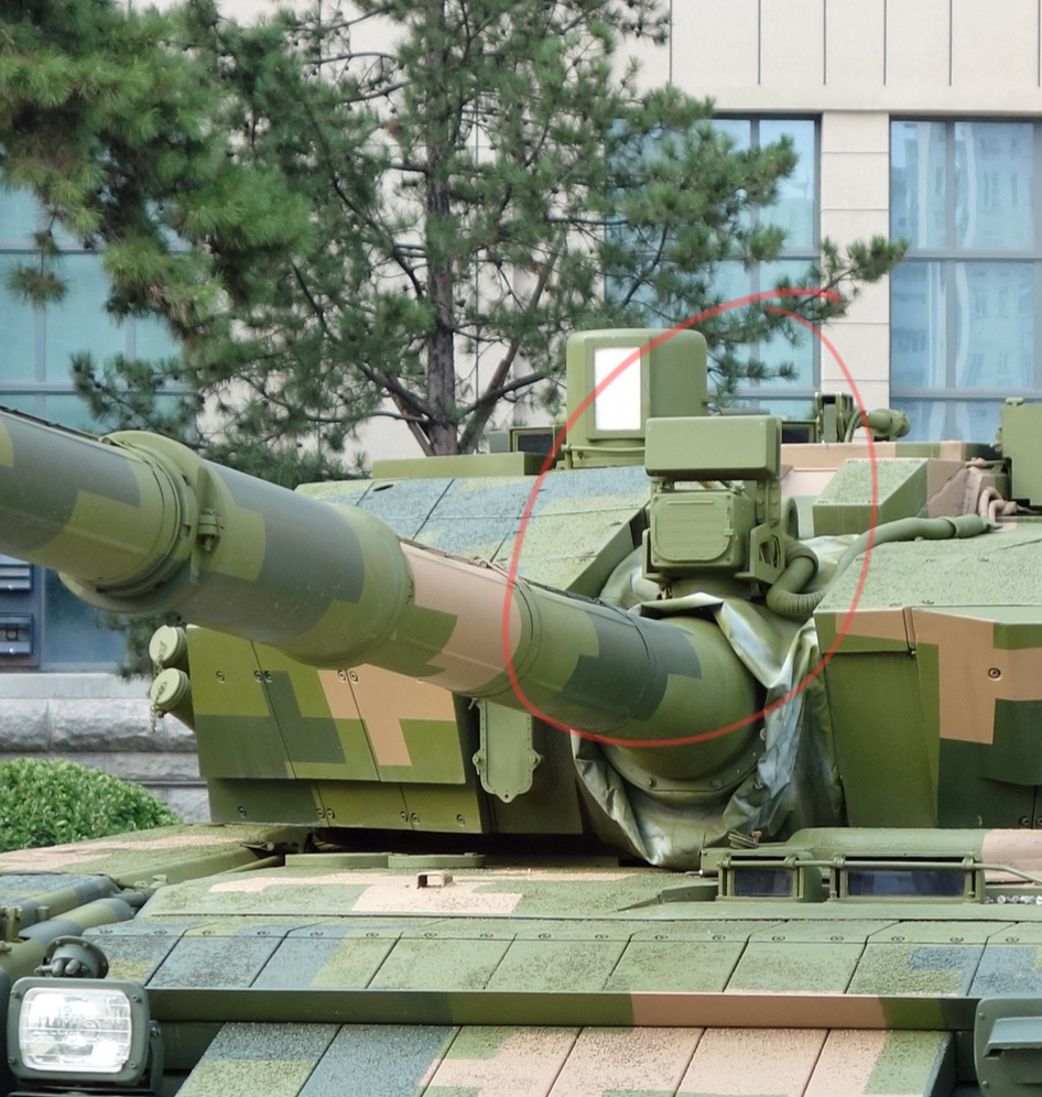 ZTZ-99A_tank_front_20170902(1)