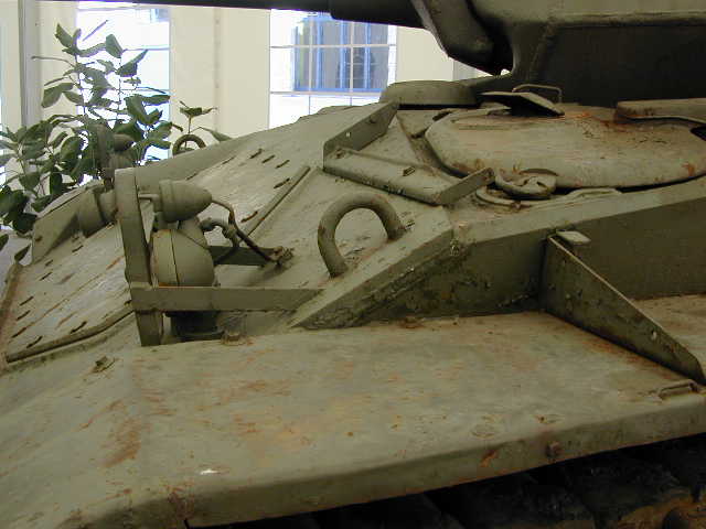 m24_nm116_chassis_glacis_avant__gauche