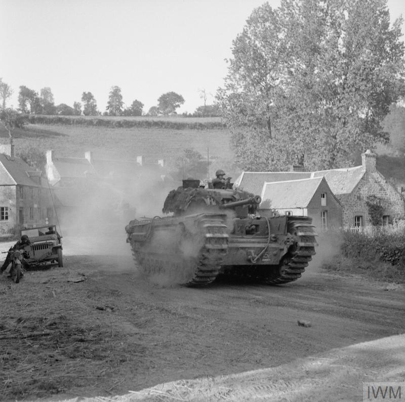 IWM (B 8597)