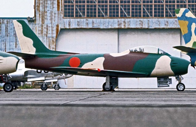 His-Mil-F86F-468-1-76,9,26Hama-A330