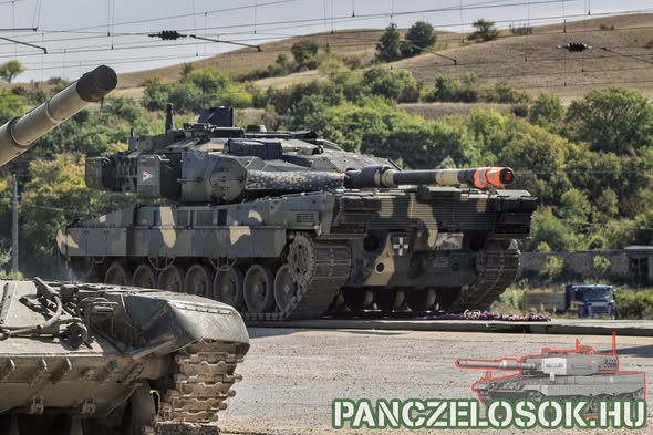 549552945_776101378340571_4192140513366771359_n