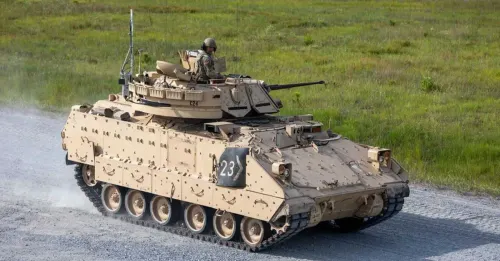 Russian_Army_sees_the_US-made_Bradley_M2A2_ODS-SA_as_a_model_for_future_Russian_infantry_fighting_vehicles_925_002-885f5685