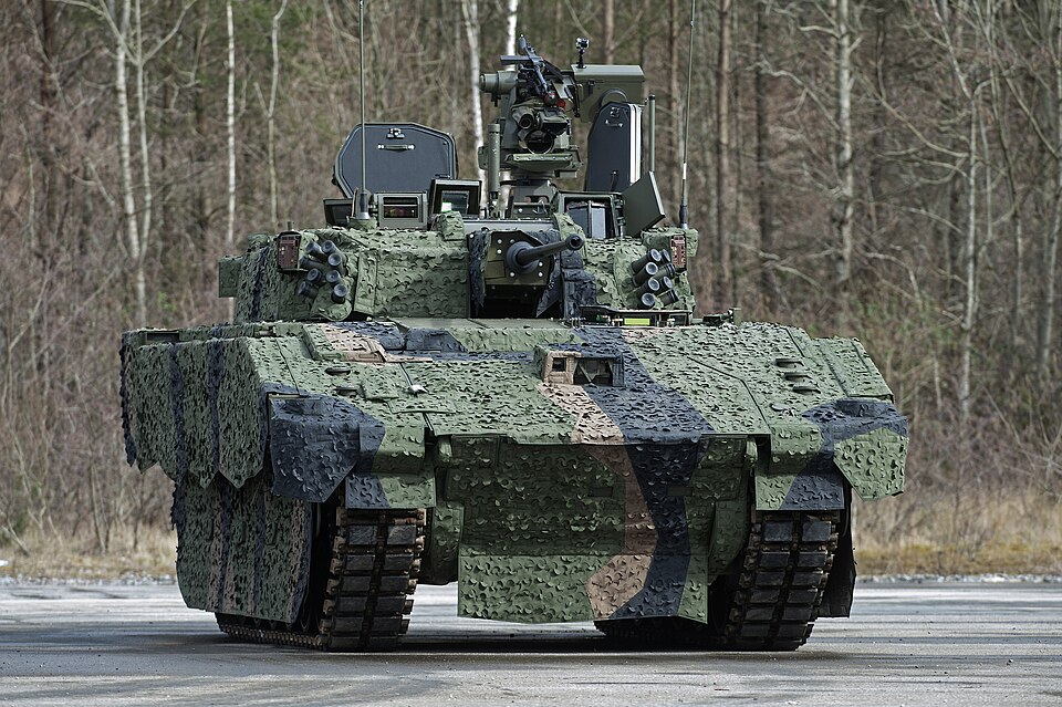 AJAX,_the_Future_Armoured_Fighting_Vehicle_for_the_British_Army_MOD_45159441