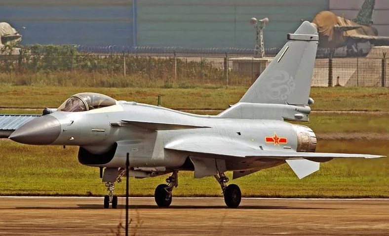 J-10B-fighter-with-homemade-WS-engine-in-test-flight