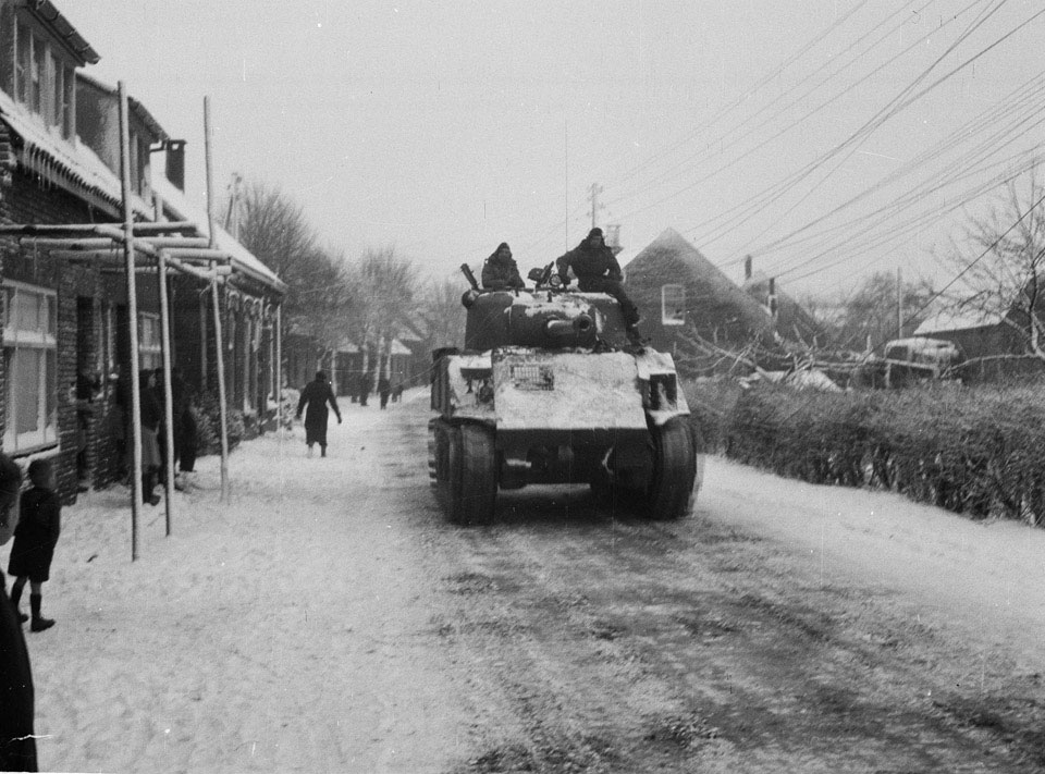 NAM. 1975-03-63-21-100