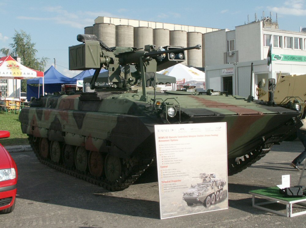 MSPO2004_PICT0105_BWP1_RCWS30