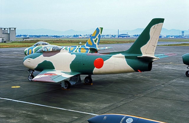 His-Mil-F86F-468-1-76,9,26Hama-A330 (2)