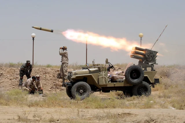 various-technicals-based-on-iranian-fath-safir-4-x-4-multi-v0-3b395391irtg1