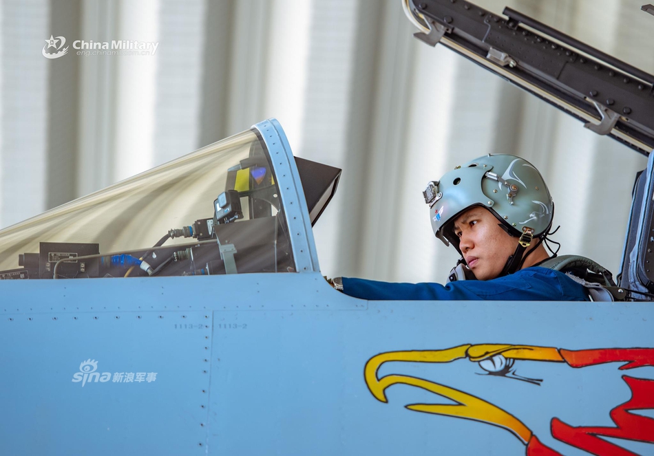 18803611e7d6372d45c8777830fea635517919170101ec6b78c12d833fabe434.0