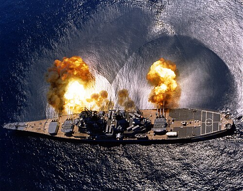 Uss_iowa_bb-61_pr