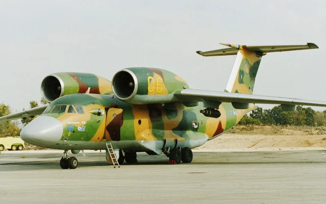 armed-variant-of-the-antonov-an-72-v0-uqzq4aw5skf81
