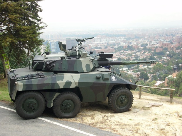 Engesa EE-9 cascavel modernizado colombia telemetro infrarrojo 2
