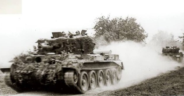 IWM (B 8382) 2