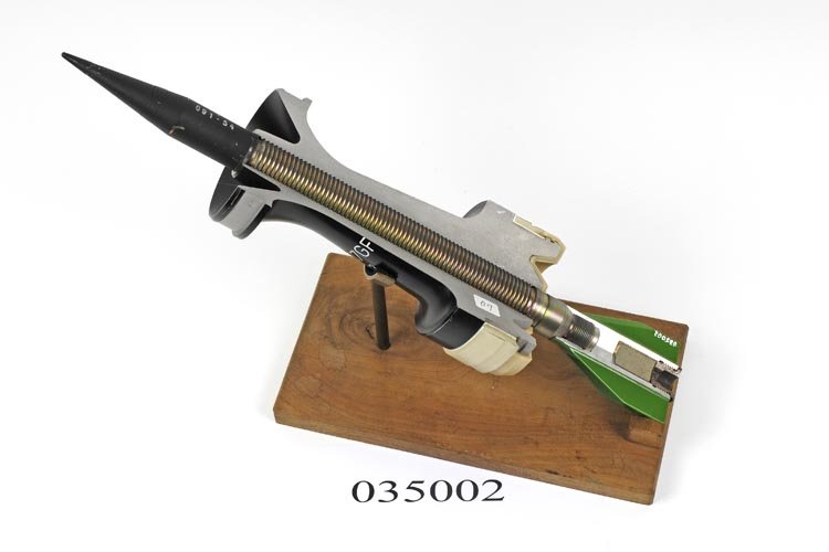 L64A4 1