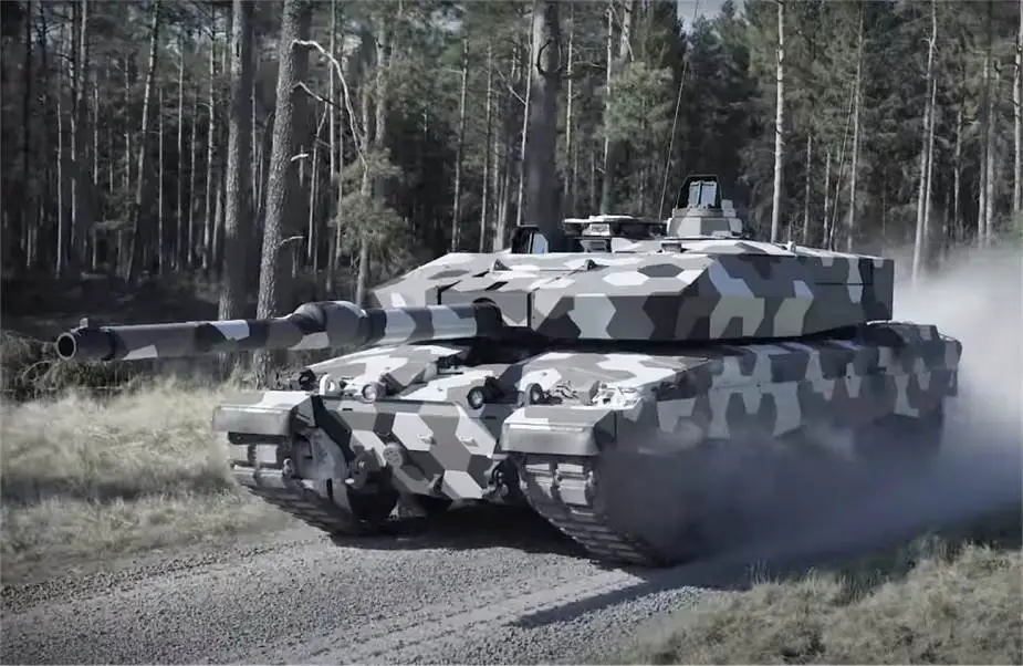 Rheinmettall_unveils_new_Leopard_tank_MBT_with_130mm_cannon