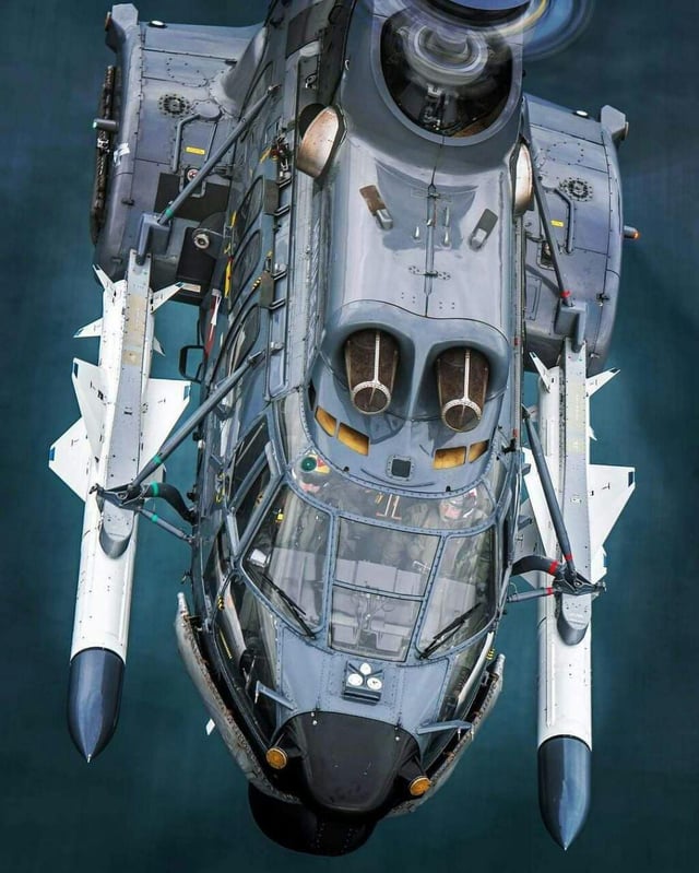 h225m-of-the-brazilian-army-equipped-with-anti-ship-missiles-v0-9fubo7bz1j5a1