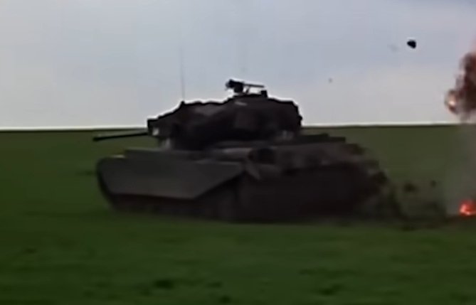 Screenshot_20251225_222138_YouTube