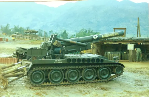 AFV Club U.S. Army M110 howitzer 8 inch (203mm) M110 self propelled howitzer (6)