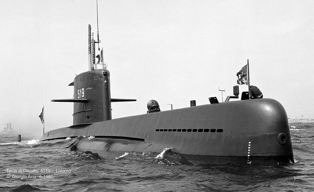 2000x1227-the-italian-submarine-carlo-fecia-di-cossato-s-v0-lj8e5hxcl3p81