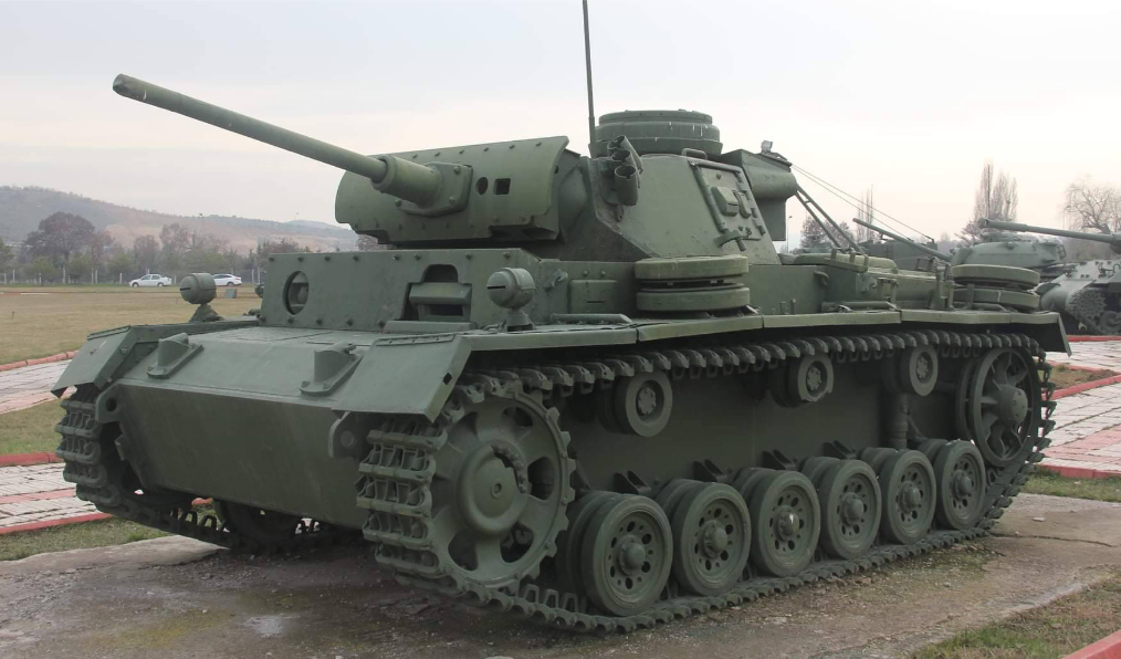 T-3 (Panzer III M) - 3