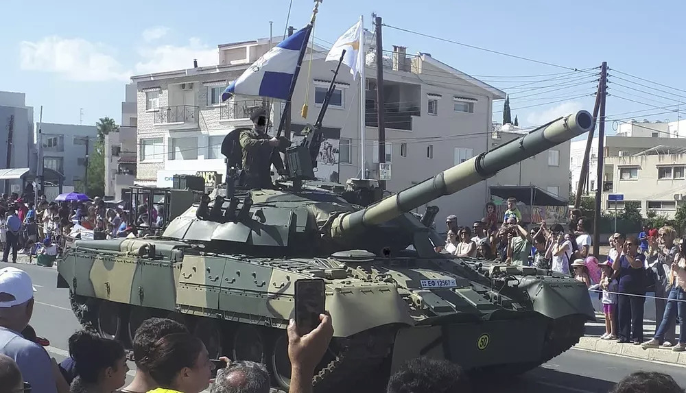Cypriot T-80U Parade