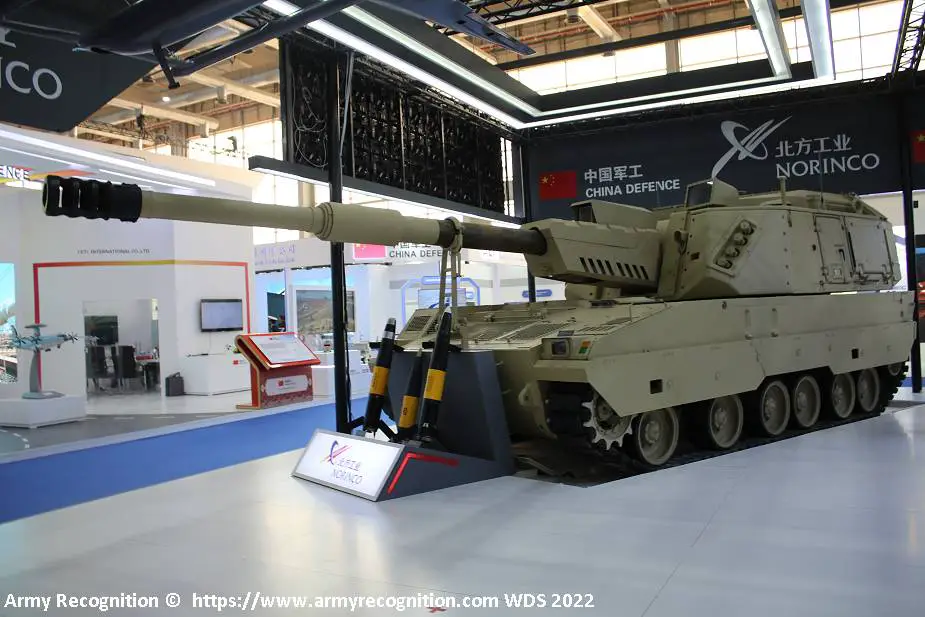 China_unveils_new_PLZ45A4_155mm_tracked_self-propelled_howitzer_for_Saudi_Arabia_925_001