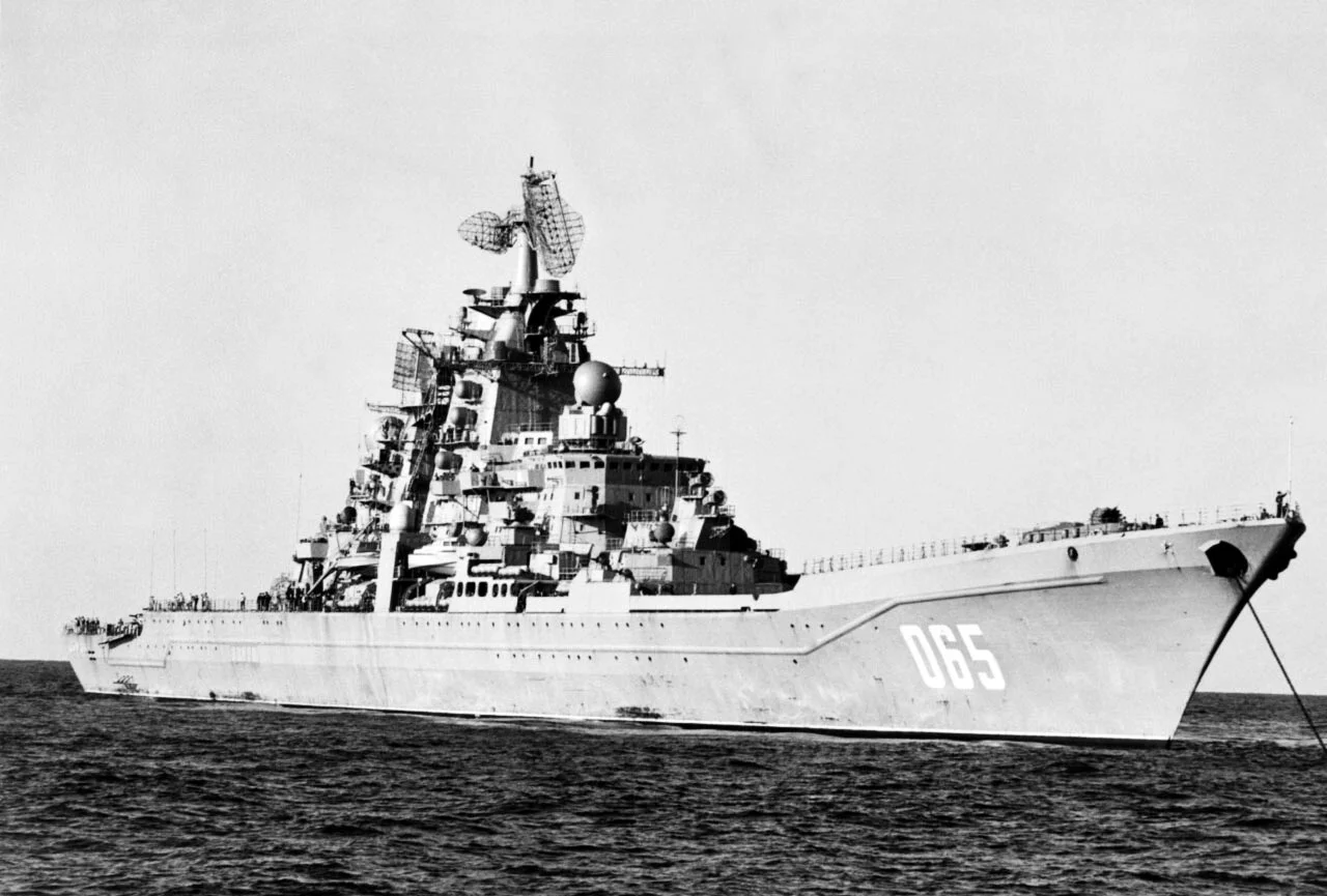 cgn-urss-KIROV-class-Admiral-Usahkov-ex-Kirov-12