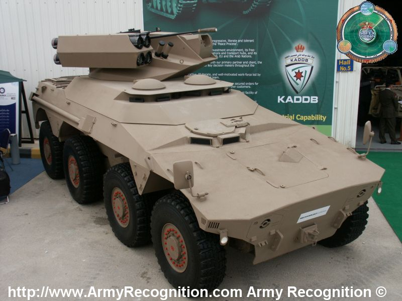 Rooikat_Anti-Tank_South-Africa_Sofex_2004_01