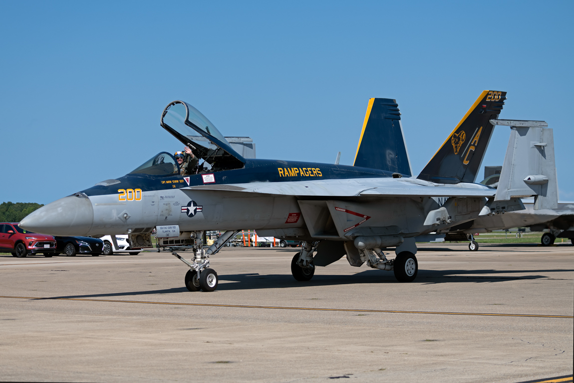 SHOW_FA-18_166650_KNTU_20Sep24_Nathan__Nate__Leong_file_info_1150-1738303669