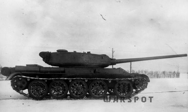 T-54 1945 side right