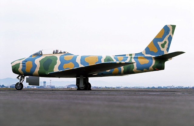 His-Mil-F86F-432-1-76,9,26Hama-A330 (2)